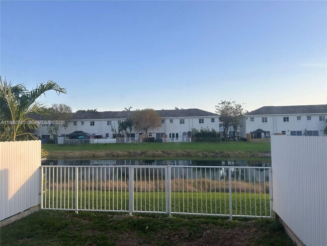 Foto del edificio - 1611 SE 31st Ct