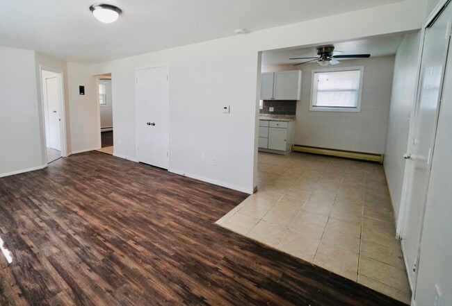 Foto del edificio - 615 W Bennett St