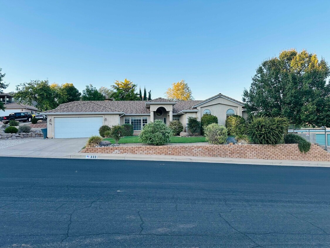333 E 800 N, Hurricane, UT 84737 House Rental in Hurricane, UT