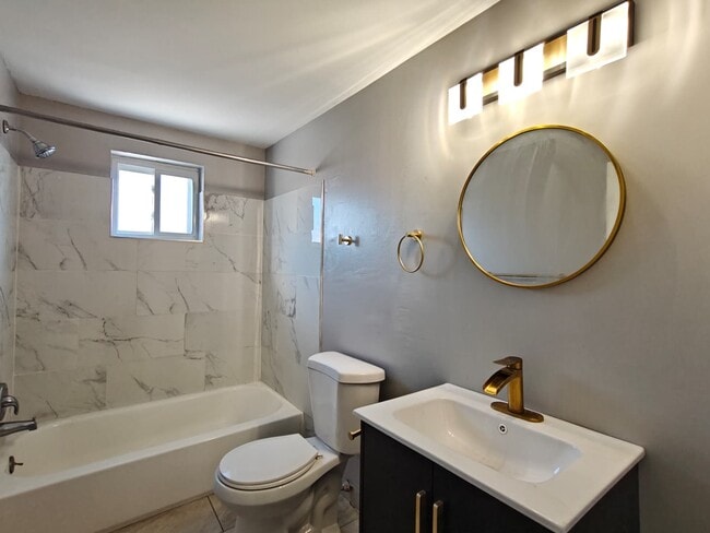 Foto del edificio - 308 Main St