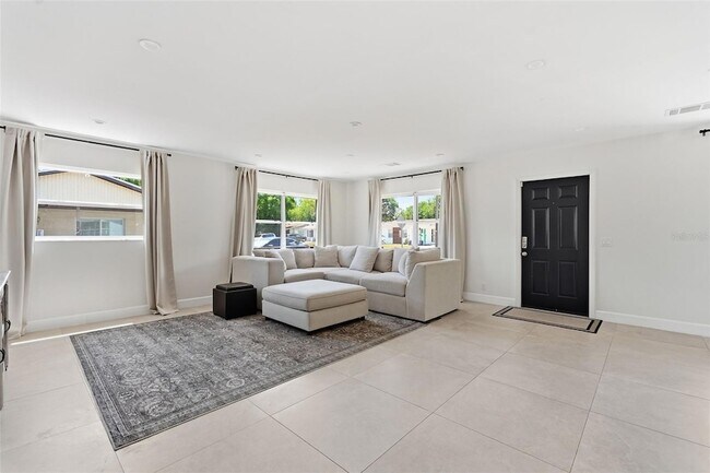 Foto del edificio - 6336 S Lansdale Cir