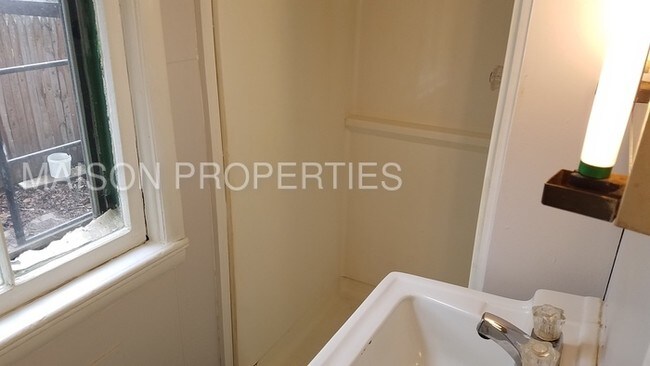 Foto del edificio - 9 Edmonds St | 1 BD/1 BA | Great Location