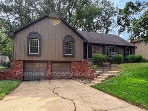 Building Photo - 10727 W 101st Terrace