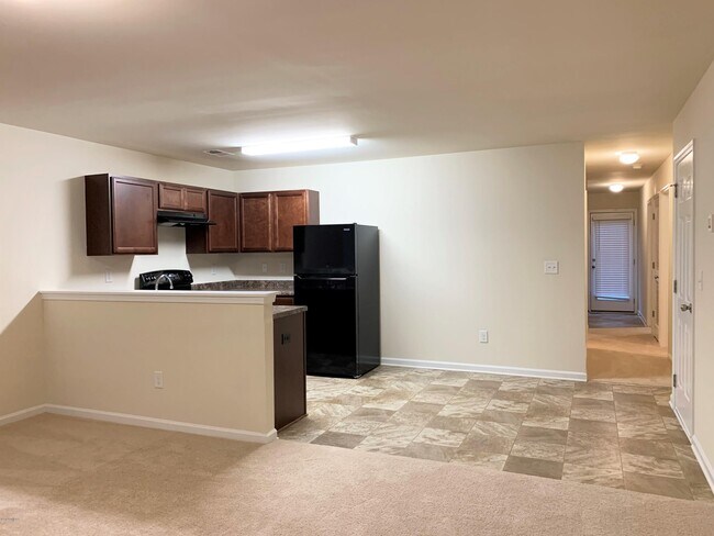 Building Photo - 212 Tributary Ct