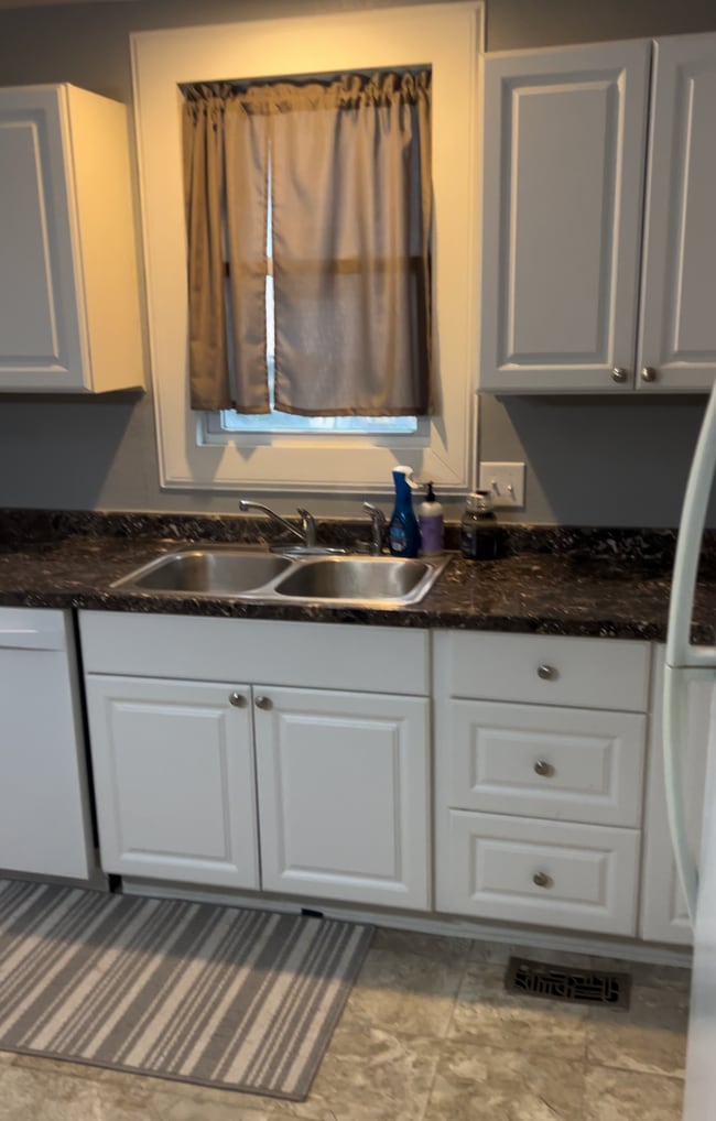 Foto del edificio - 713 Kearney St