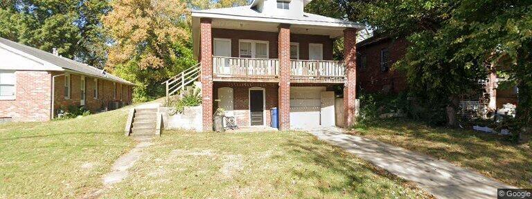 Building Photo - 804 Silver Street