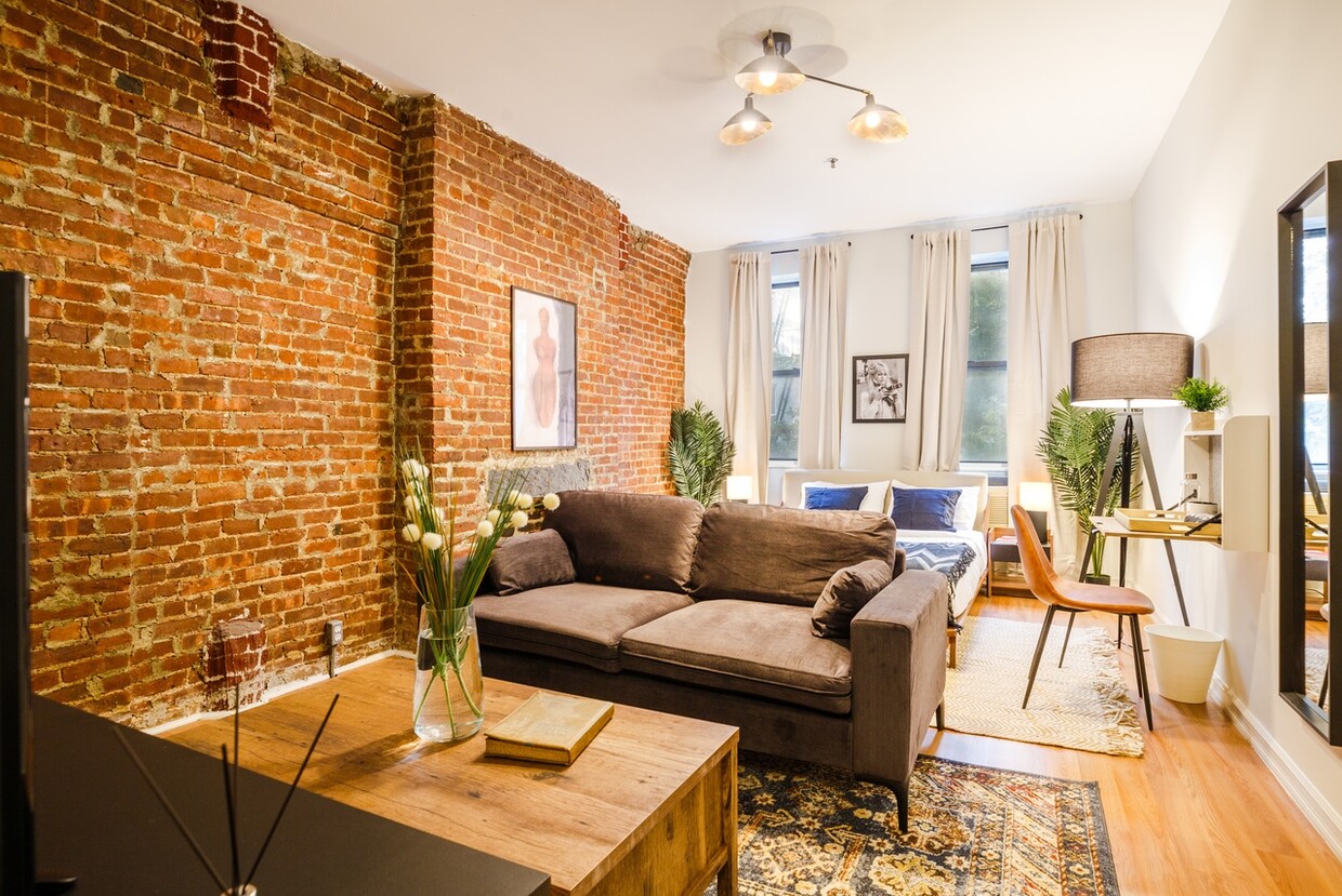 Primary Photo - 418 West 49th Street
