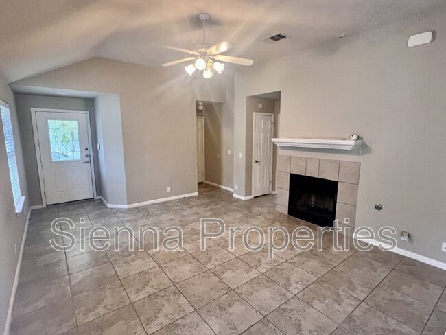 Building Photo - 2509 Elara Dr