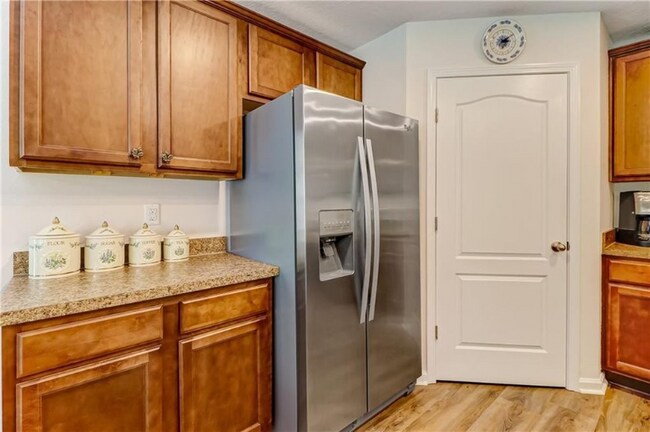 Foto del edificio - 95124 Timberlake Dr