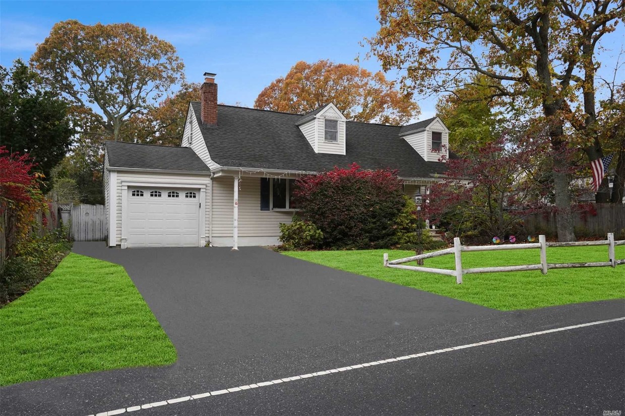 Primary Photo - 62 N Coleman Rd