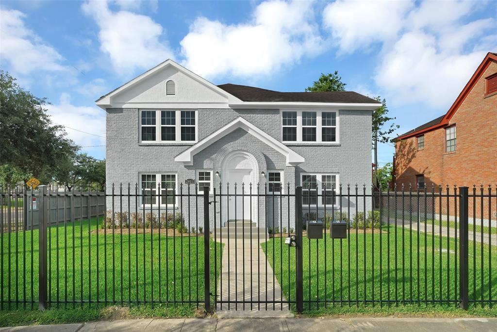 Primary Photo - 2401 Truxillo St