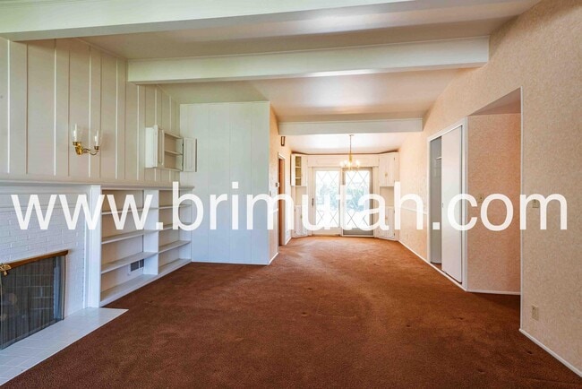 Foto del edificio - 2630 Lincoln Ln