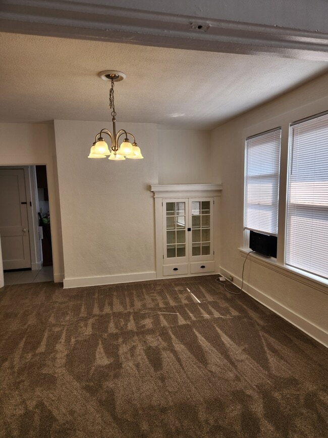 Dining Room 2 - 212 Teece Ave
