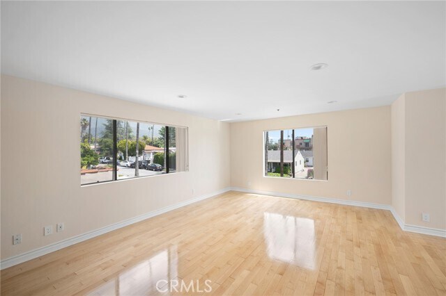 Building Photo - 1165 Linden Ave