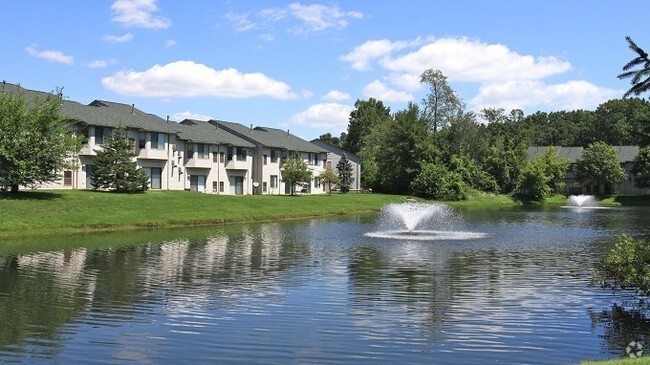 Woodland Meadows Apartments Apartments - Clinton Township, MI ...