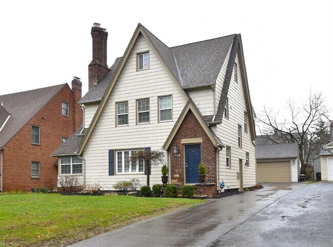 Foto del edificio - 3339 Avalon Rd