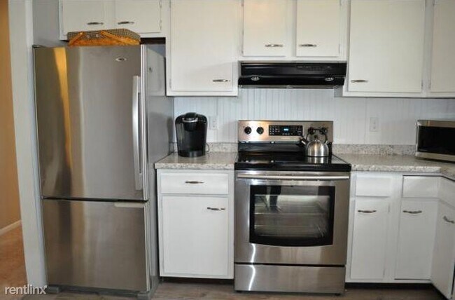 Building Photo - 1 br, 1 bath House - 219 Snyder Hill Rd Ap...
