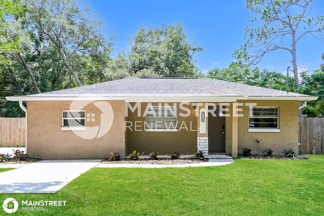 Building Photo - 31101 POCONO ST, SORRENTO, FL 32776