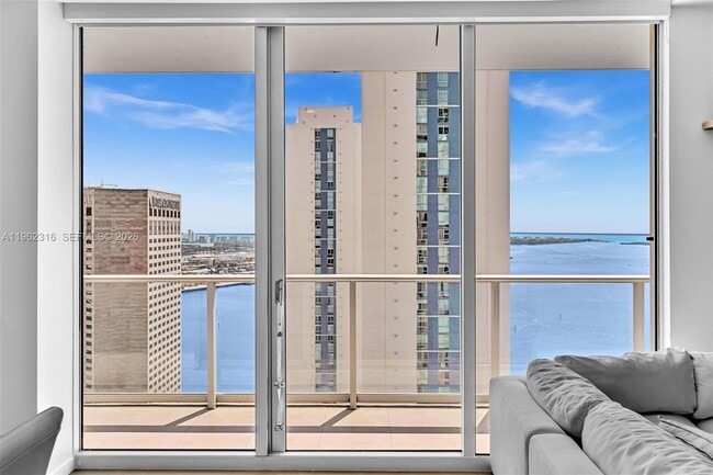 Building Photo - 300 S Biscayne Blvd