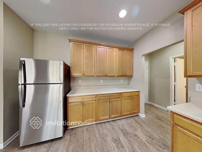 Foto del edificio - 4337 Savannah Ln