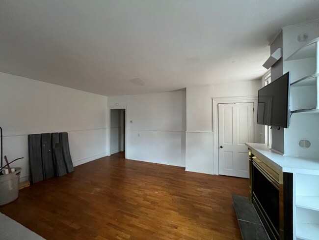Foto del edificio - 102 Pine St