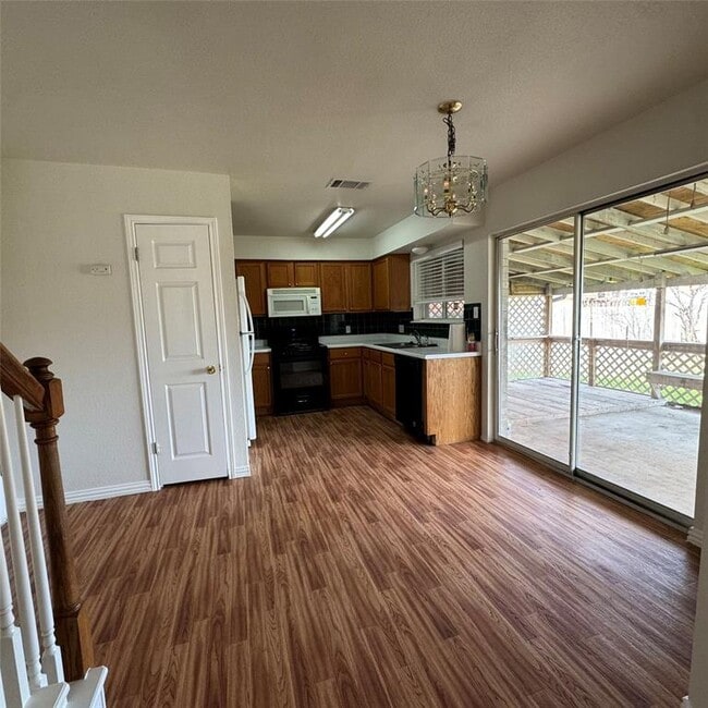 Building Photo - 4735 Castleman Dr