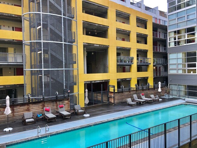 Building Photo - Jack London Square Loft – Newly Renovated, High Ceilings, Prime Location!