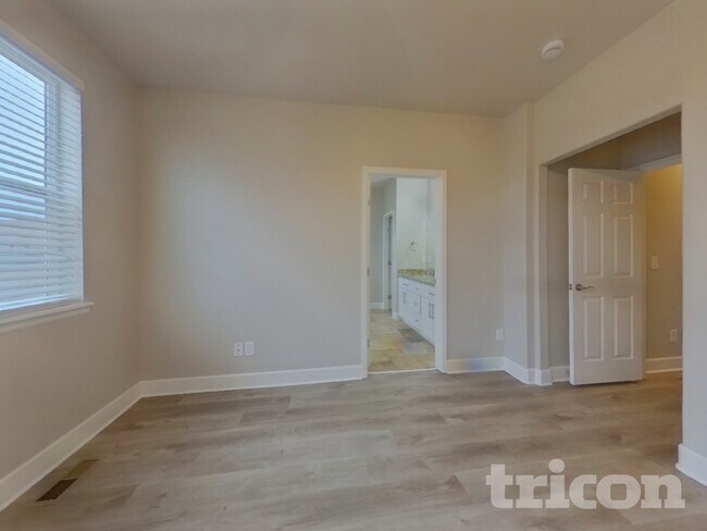 Foto del edificio - 9805 W Hinsdale Pl