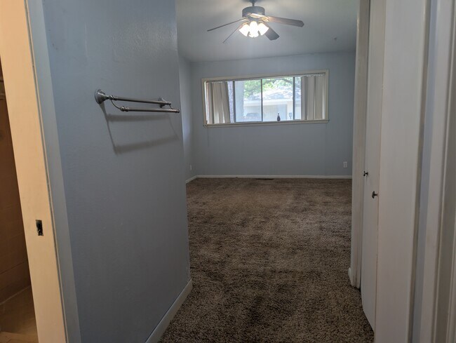 Foto del edificio - 1010 Waco St