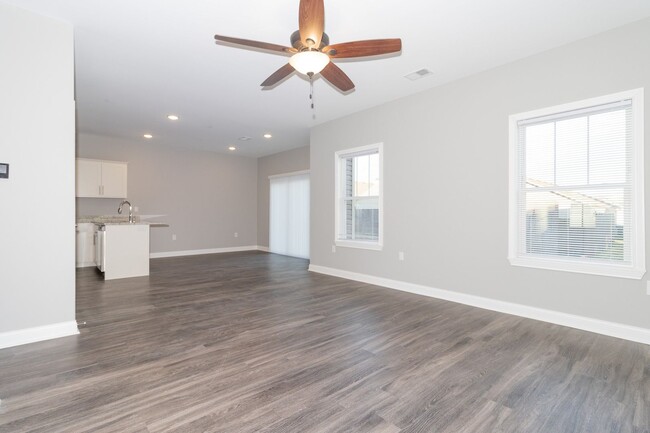 Foto del edificio - Gorgeous 3 bedroom single family home