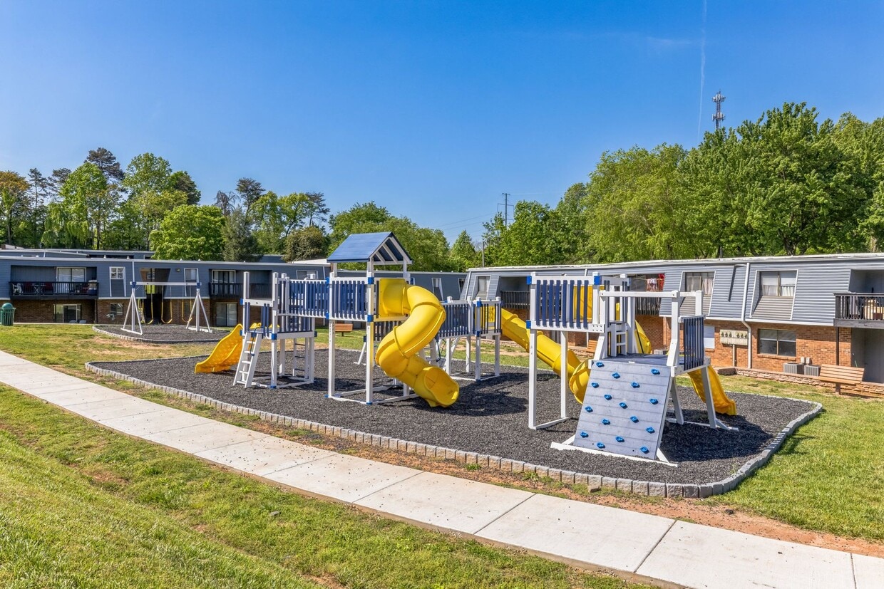 Primary Photo - Arcadian Apartments