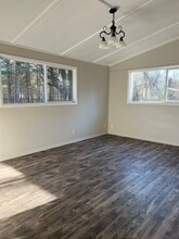 Building Photo - 4517 Stettin Dr Building Photo - 4517 Stettin Dr