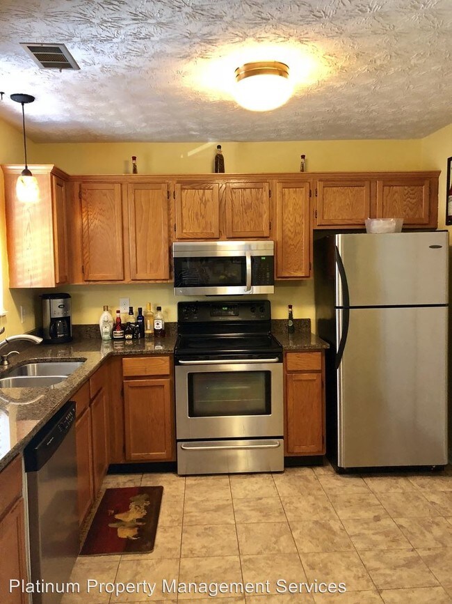 Building Photo - 2 br, 2.5 bath House - 1135 Jamestowne Trail