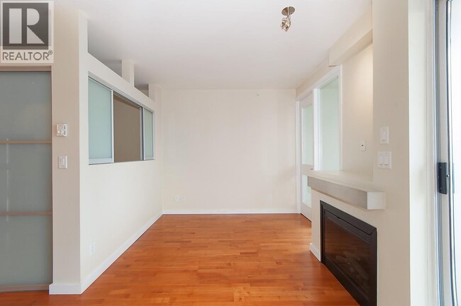 Photo du bâtiment - 2055 Yukon St