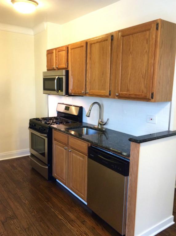 Foto del edificio - 2842 W Fletcher St