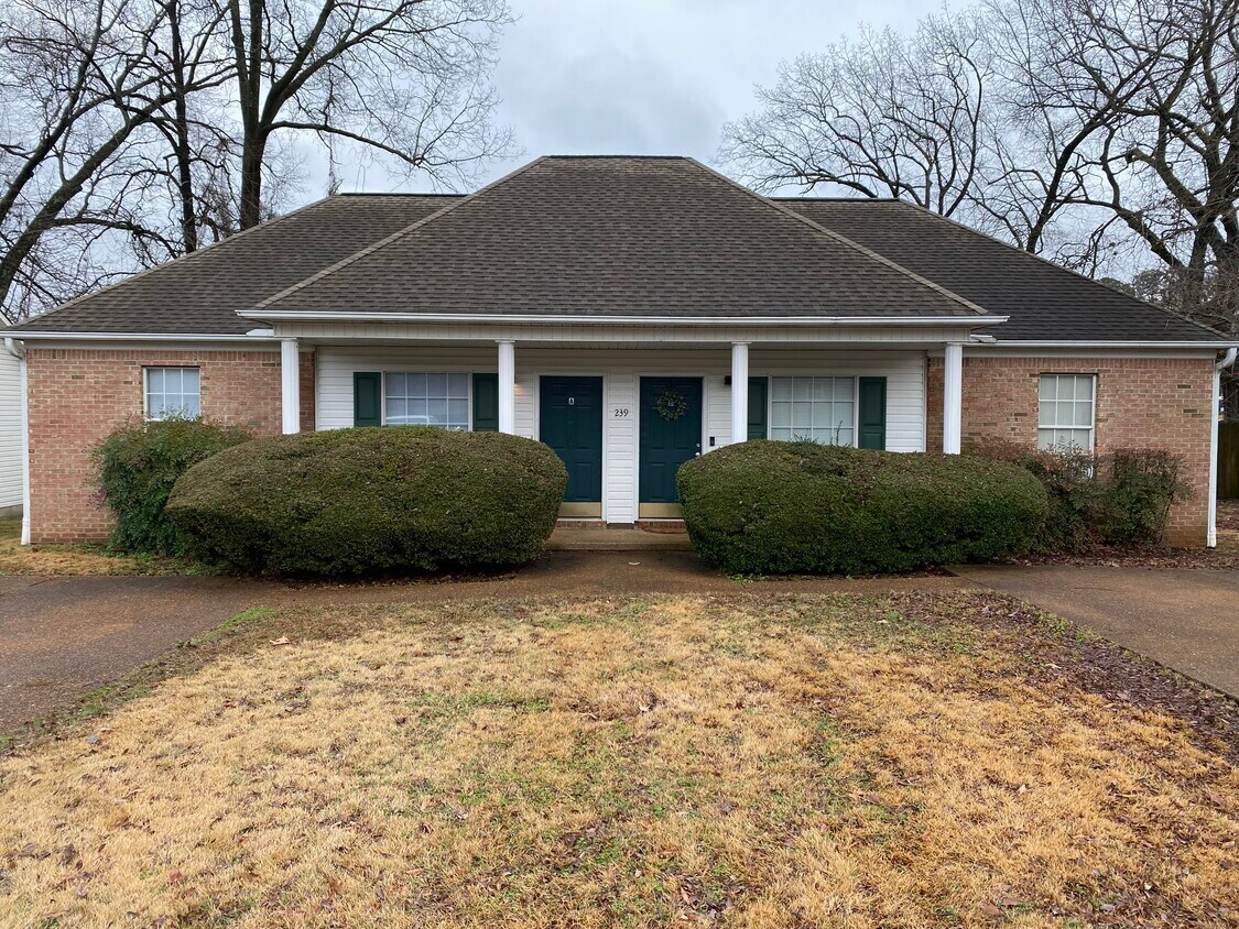 239 Tinker Hill Cv Unit L