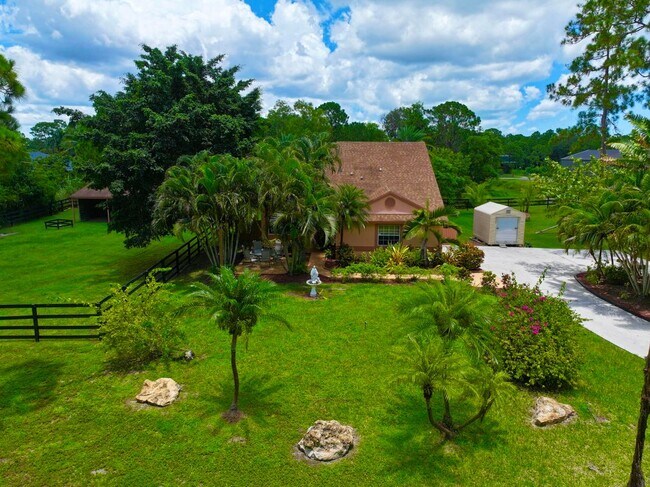 Foto del edificio - 14765 Northlake Blvd