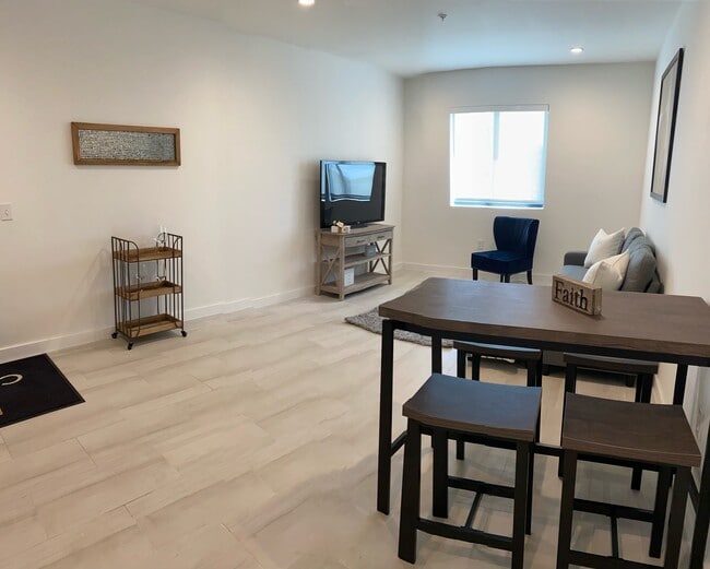 Building Photo - Civica Lofts