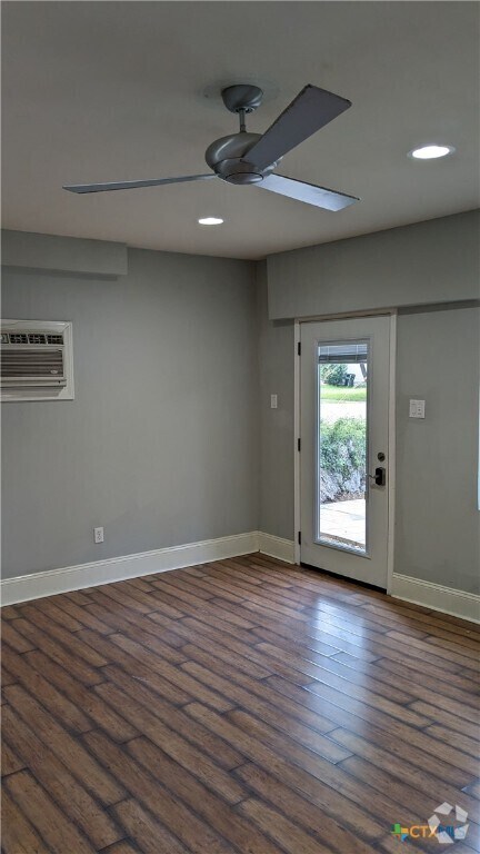 Building Photo - 2018 Ramona Cir