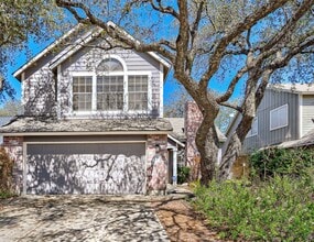 Building Photo - 2427 Cedar Ridge