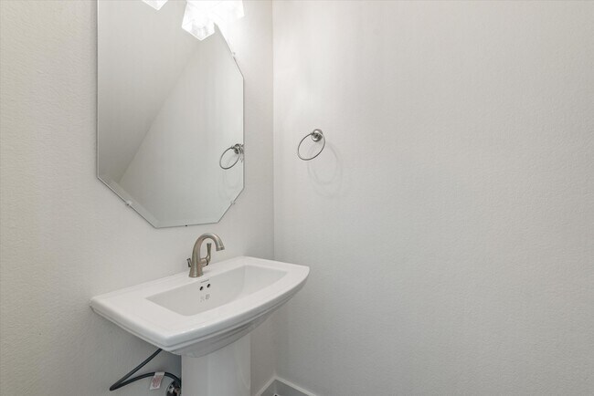 Foto del edificio - 1207 Chestnut Ct