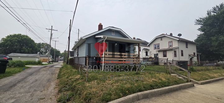 Building Photo - 1301 E Rich St