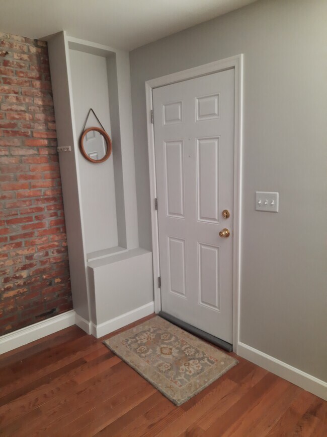 Vestíbulo frontal - 3038 Hudson St