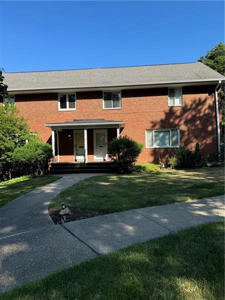 Building Photo - 762 Robinwood Dr
