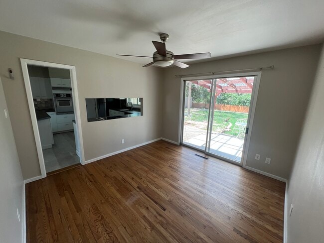 Building Photo - 430 Cypress Dr