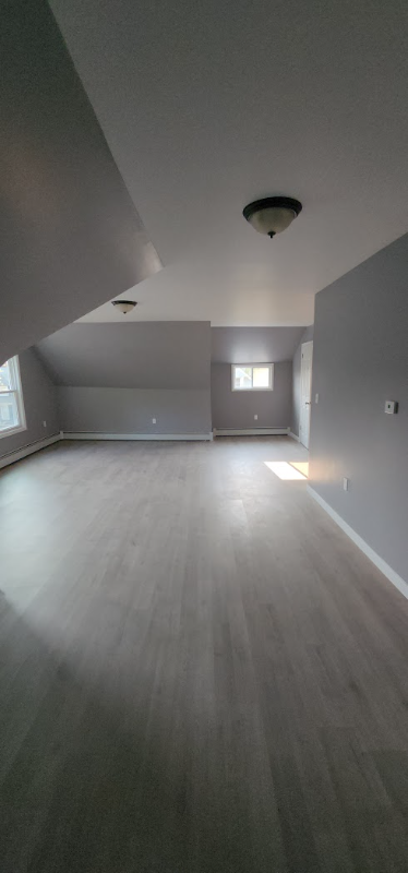 Building Photo - 130 Edgewood St