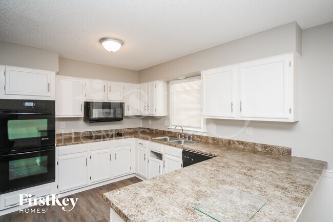 Foto del edificio - 7006 Loddon Cove