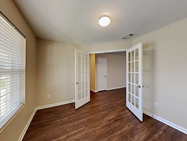 Building Photo - 1014 Fulman Road