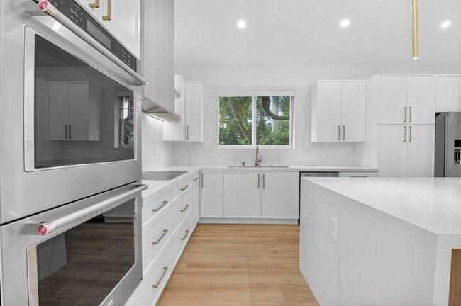 Photo - 5537 NW 21st Way House