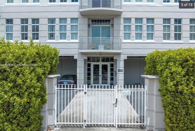 Foto del edificio - 1791 NE Miami Gardens Dr